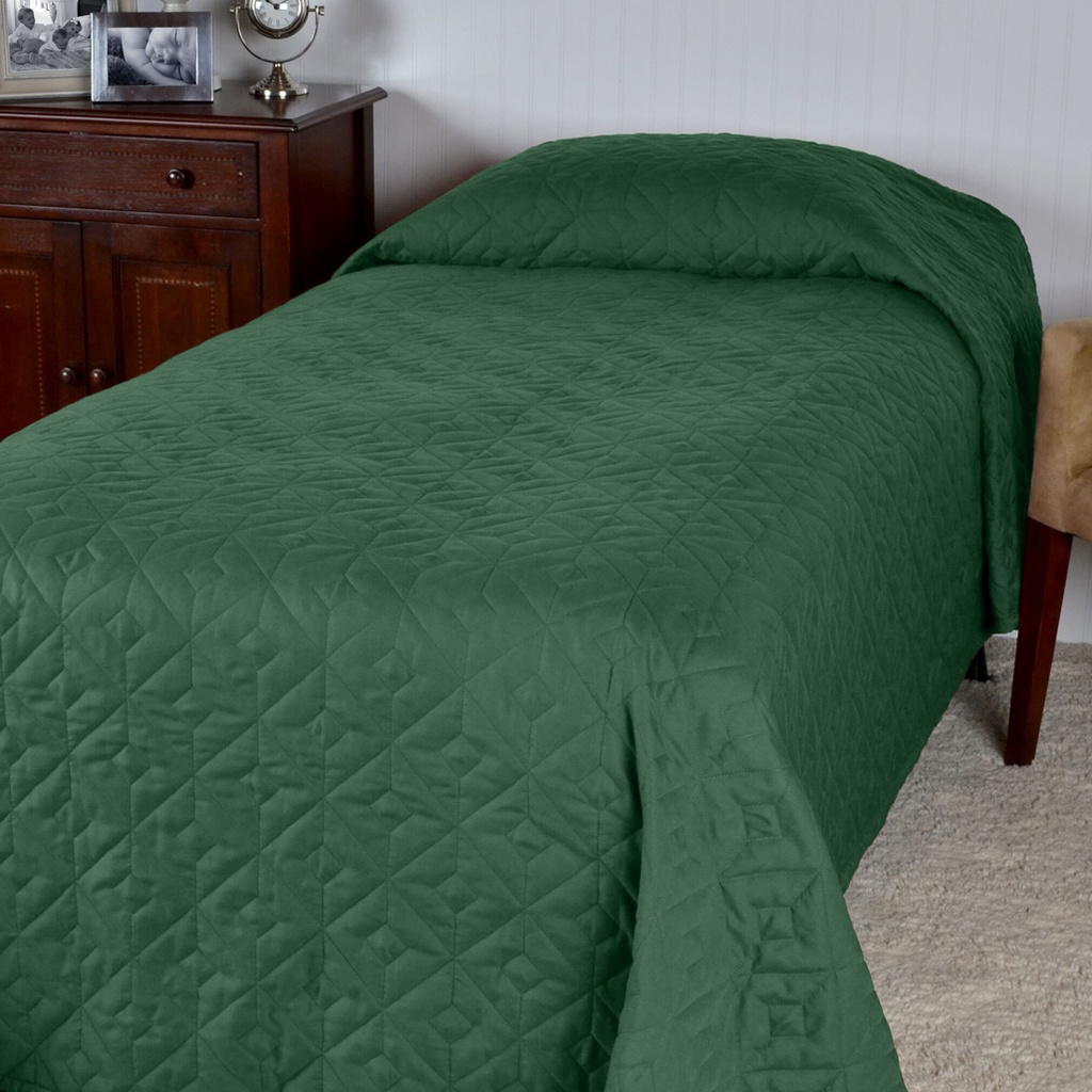 COZY COMFORT BEDSPREAD LINED W/ FLEECE 76X110 - COLOR: FOREST GREEN (PRICE PER CASE OF 4)