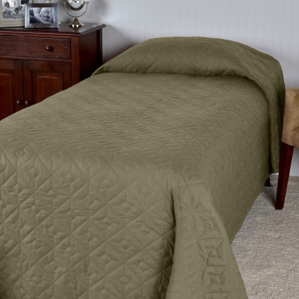 COZY COMFORT BEDSPREAD LINED W/ FLEECE 76X110 - COLOR: MOSS (PRICE PER CASE OF 4) 
