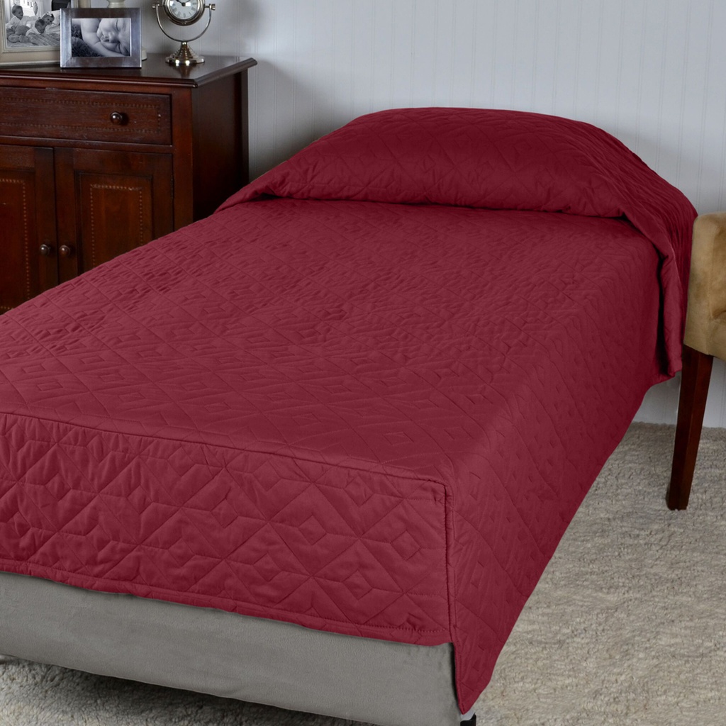 COZY COMFORTER COVERLET LINED W/ FLEECE 37X86X14 - COLOR: BURGUNDY (MUST ORDER CASE OF 4)